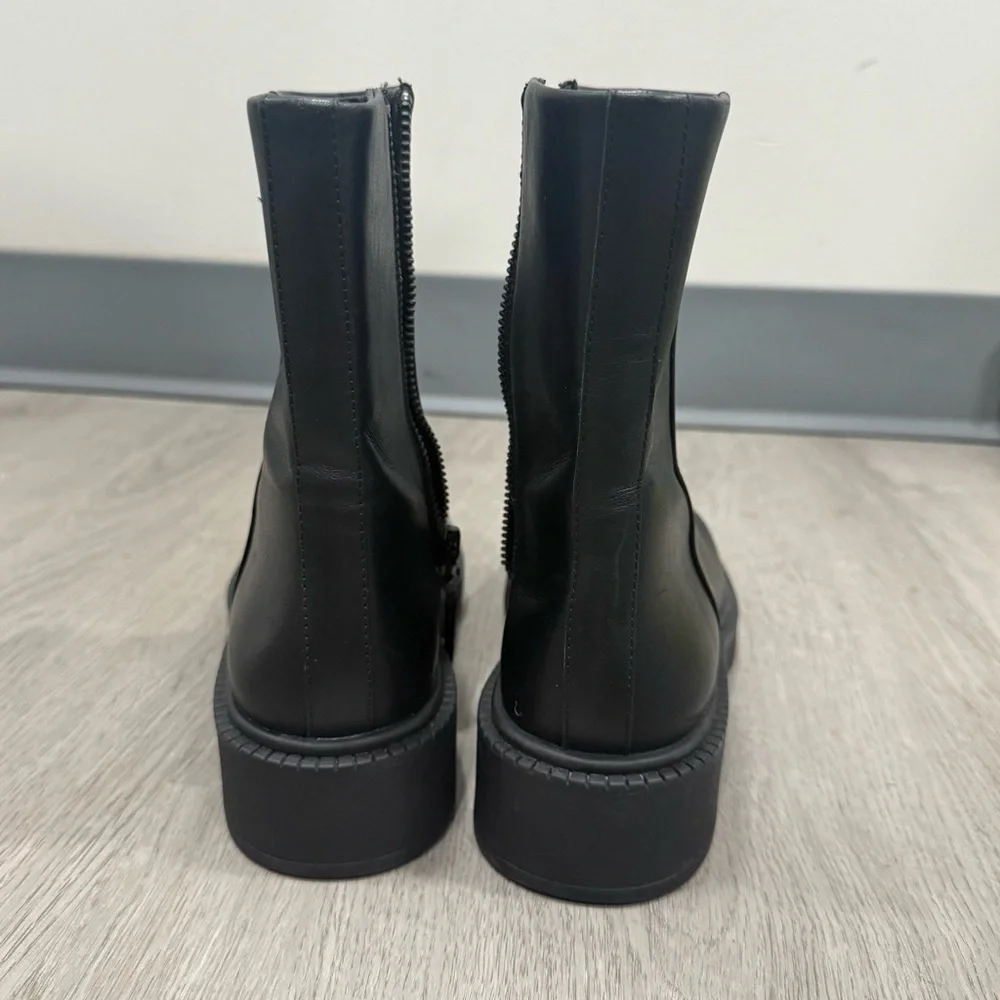 Vince Ankle Boots Kady in Leather Black